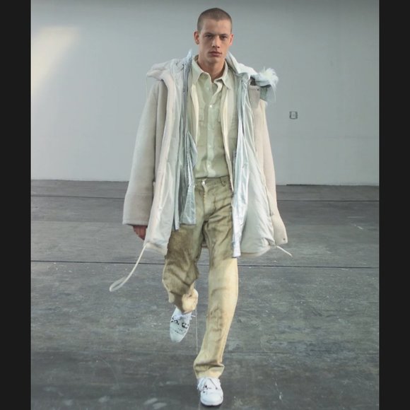 Welcome to My Closet! - Picture 12 of 16